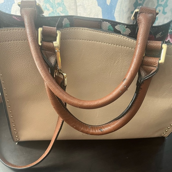 Calvin Klein Cream and Brown Tote Bag & Floral Wallet - Picture 5 of 9
